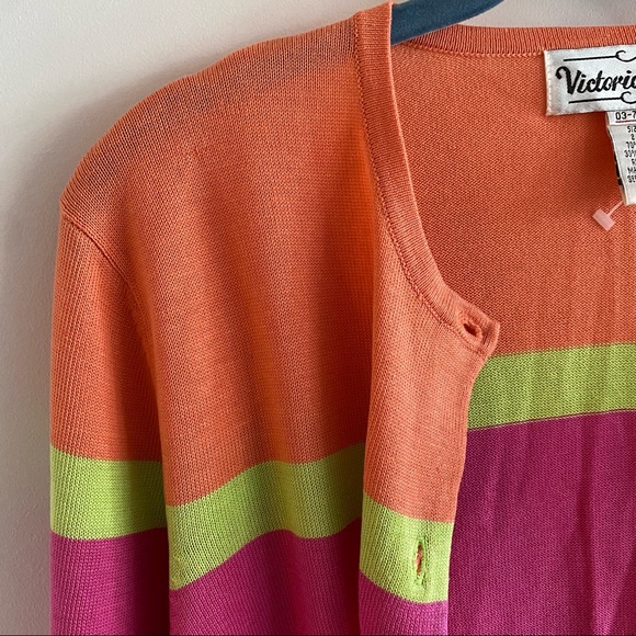 Vintage Victoria Holley Cardigan - Picture 7 of 10